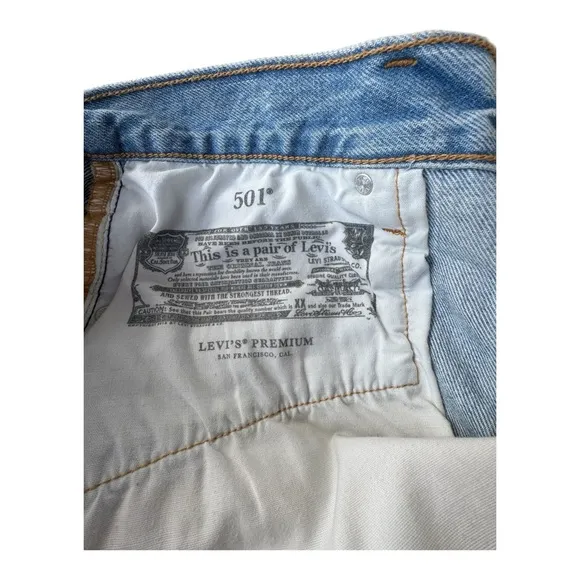 🩳 Levi's Blue Distressed Jean Shorts Cut-Off Style 501 High Rise Womens Size 32
