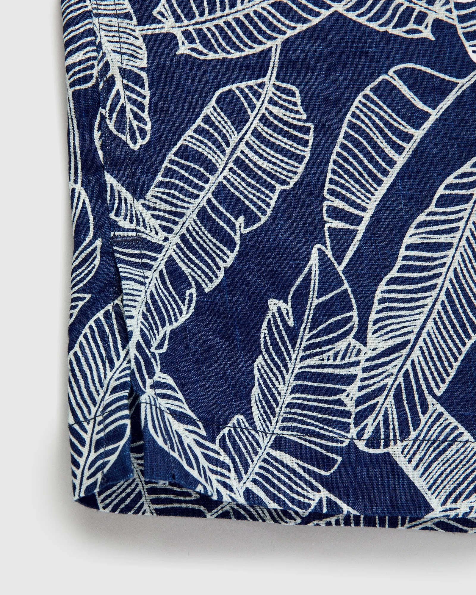 Bassen "Basho" Linen Aloha Shirt in Indigo