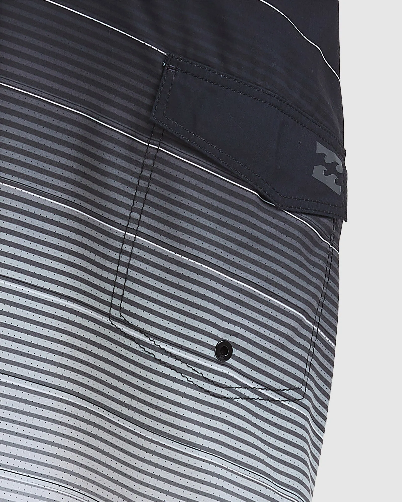 BILLABONG MENS VOLTURA OG STEALTH BOARDSHORT