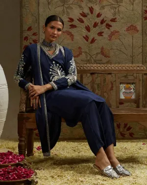 Blue v-neck front butta kurta and jacket set