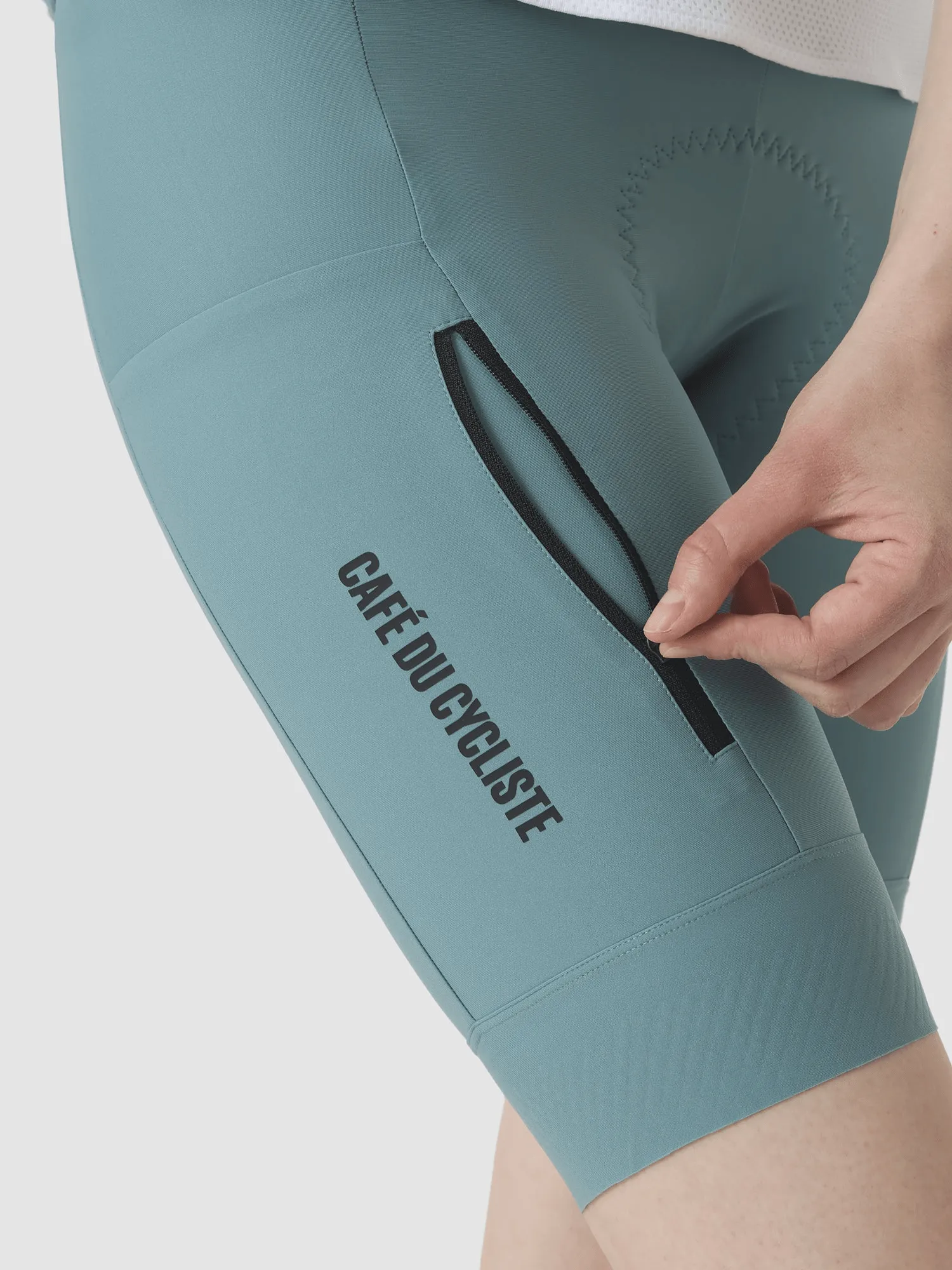 Café du Cycliste Women's Elsa Cargo Shorts