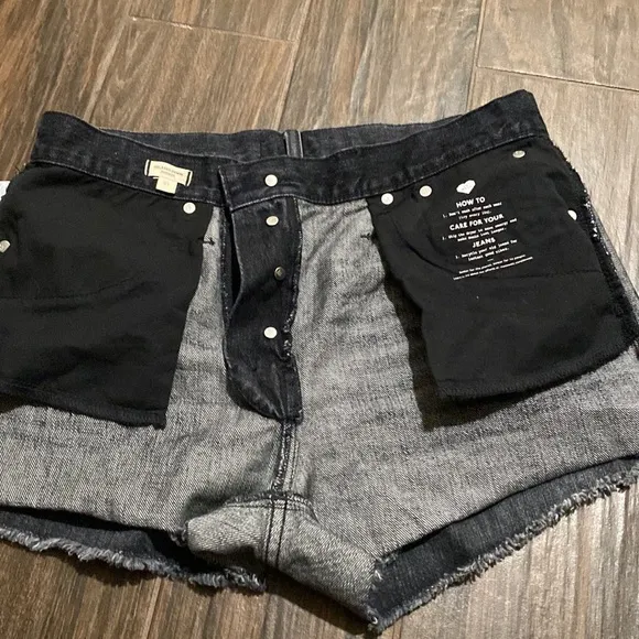 COPY - Madewell relaxed denim shorts cutoff button fly