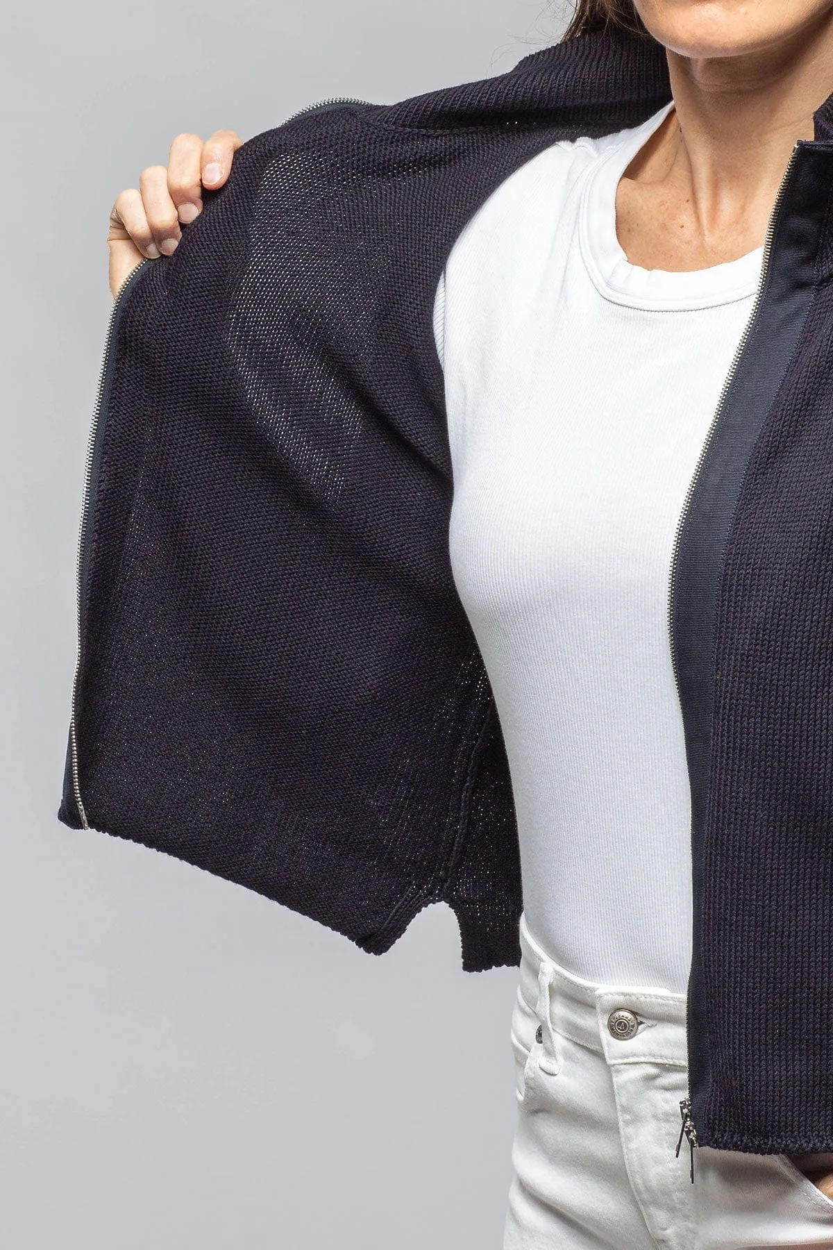 Crete Zip Sweater In Navy