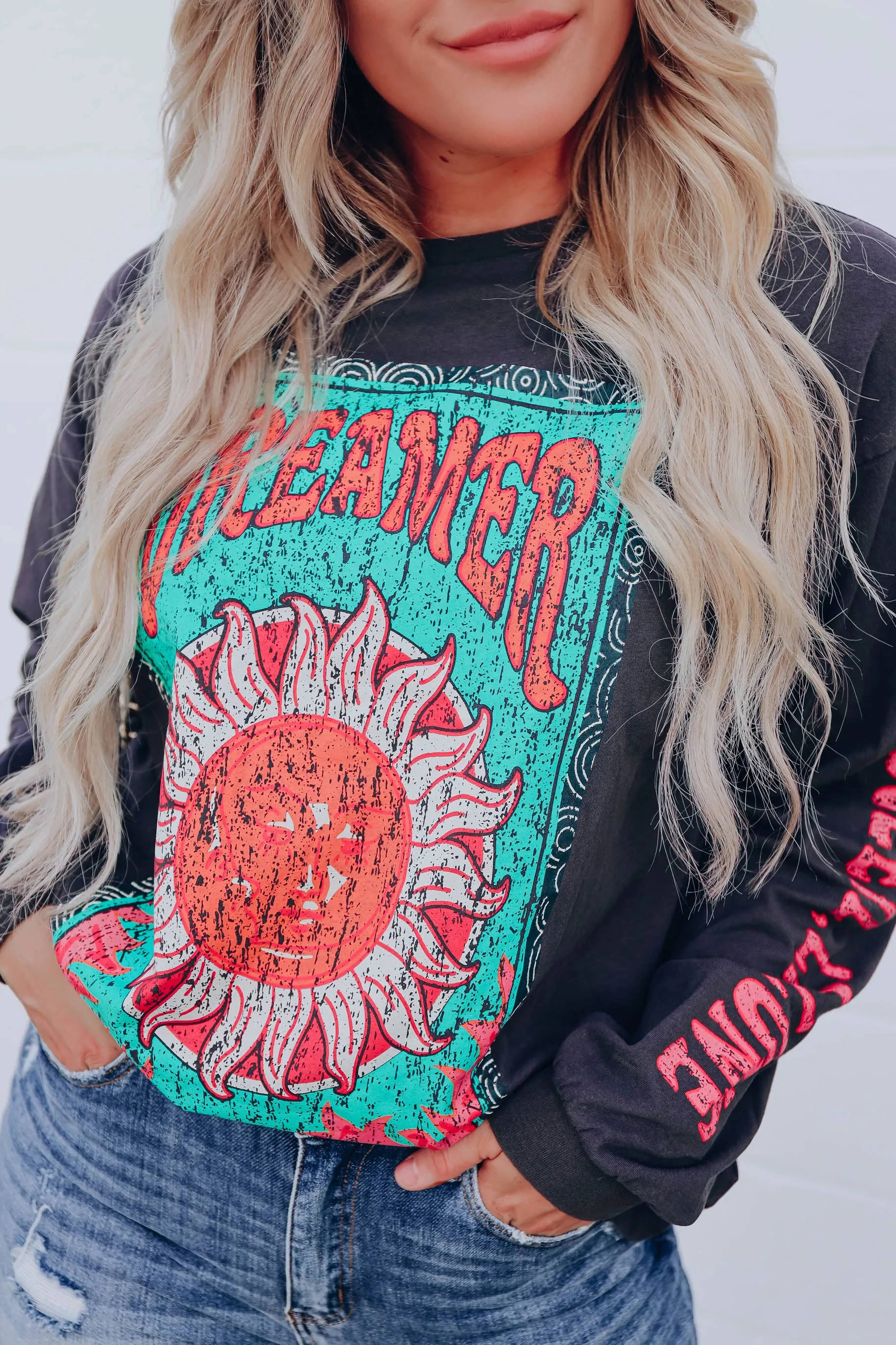 Dreamer Long Sleeve Graphic Tee- Charcoal