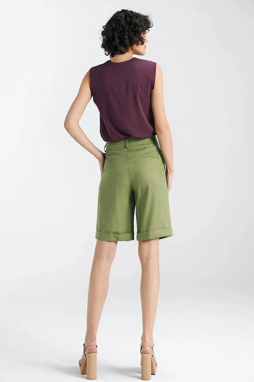 Elegant Cuffed Relaxed Fit Shorts