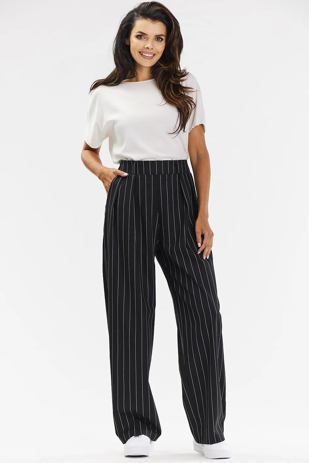 Elegant Wide-Leg Trousers with Elastic Fit