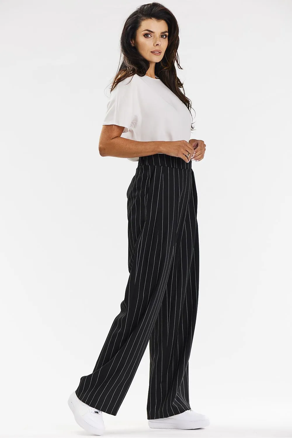 Elegant Wide-Leg Trousers with Elastic Fit