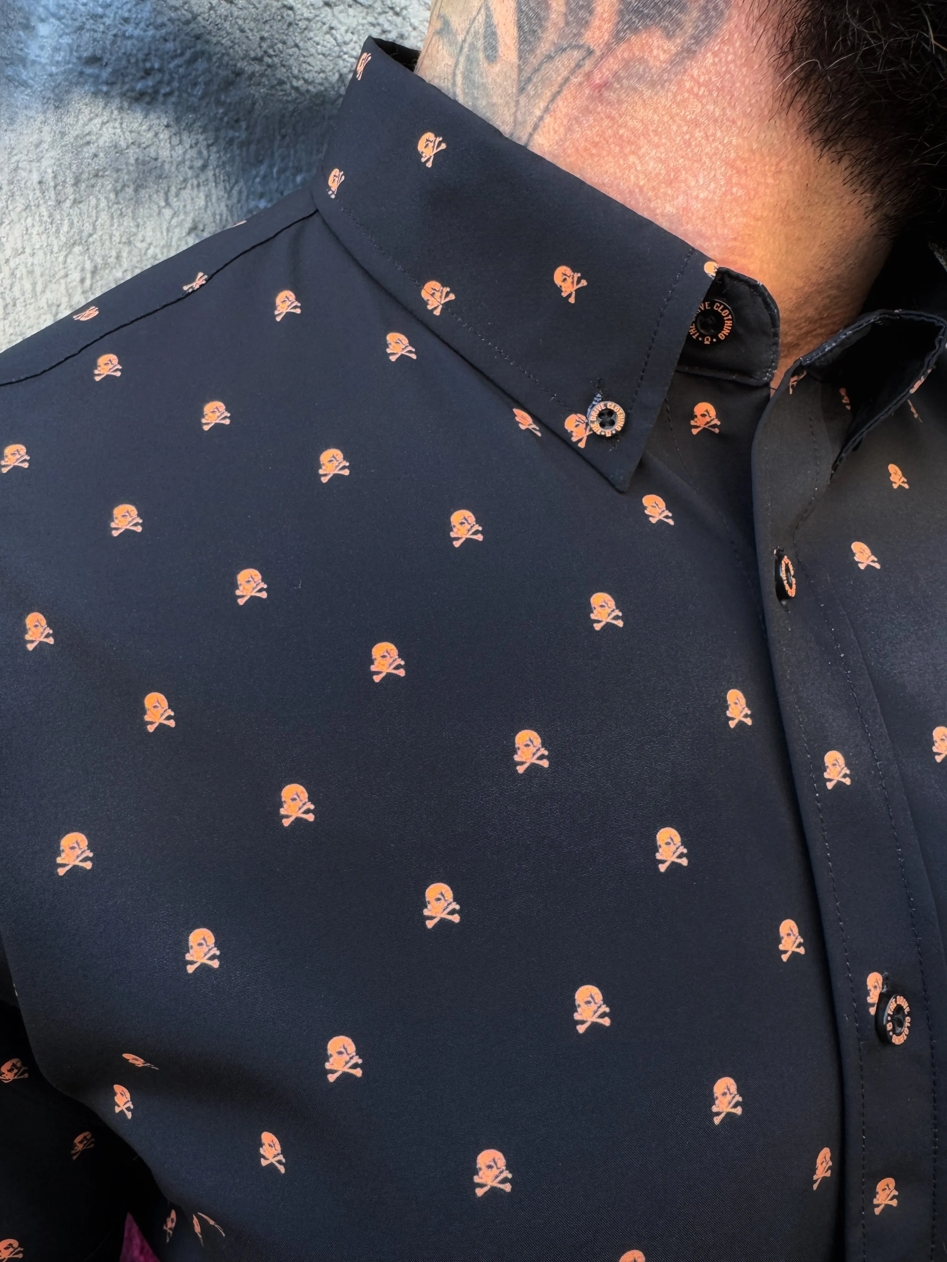 ESSENTIAL INFINITY ORANGE SKULL BUTTON UP