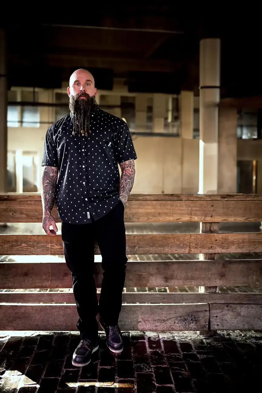 ESSENTIAL INFINITY SKULL BUTTON UP