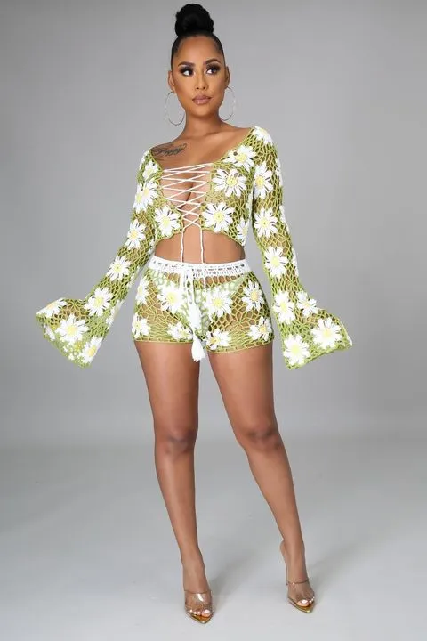 Fresh Like Daisies Short Set