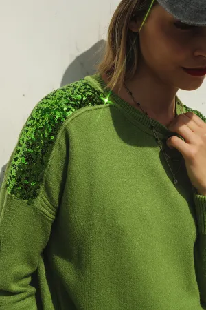 Green Long Sleeves Sweater With Sequins on The Shoulders