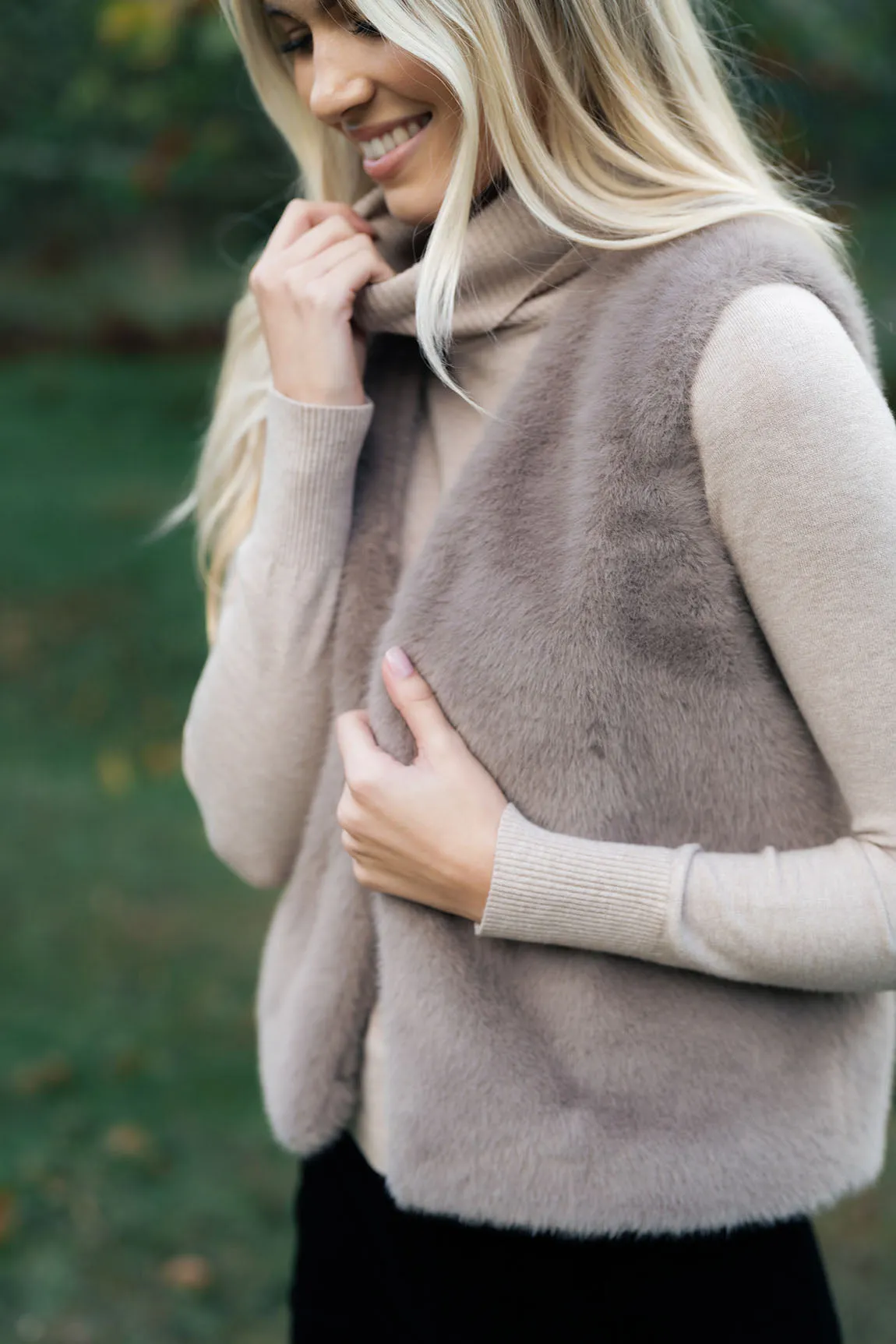 Humidity Vienna Vest - Smoke