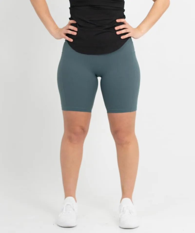 ICONI Women’s Biker Shorts with Pockets, High Waisted Tummy Control, Squat Proof Workout Shorts for Yoga & Weightlifting (US, Alpha, 4X-Large, Plus, Regular, Red)