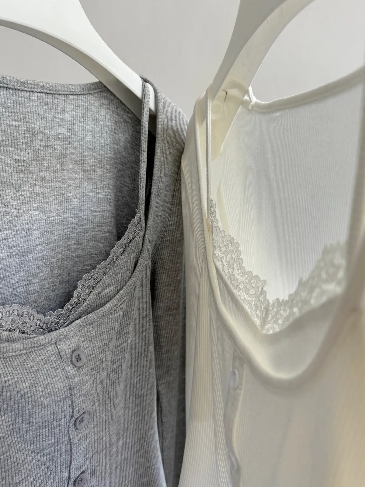 Korea Short Lace Lace Fake Two-piece top