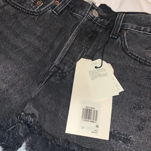 Levi’s 501 Mid-Rise Shorts