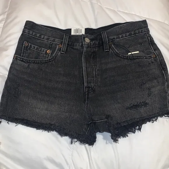 Levi’s 501 Mid-Rise Shorts