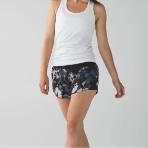 Lululemon Athletica Go The Distance butterfly shorts sz: 6