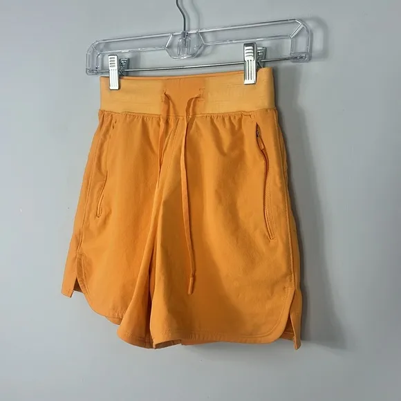 Lululemon License To Train High Rise Short 4”
