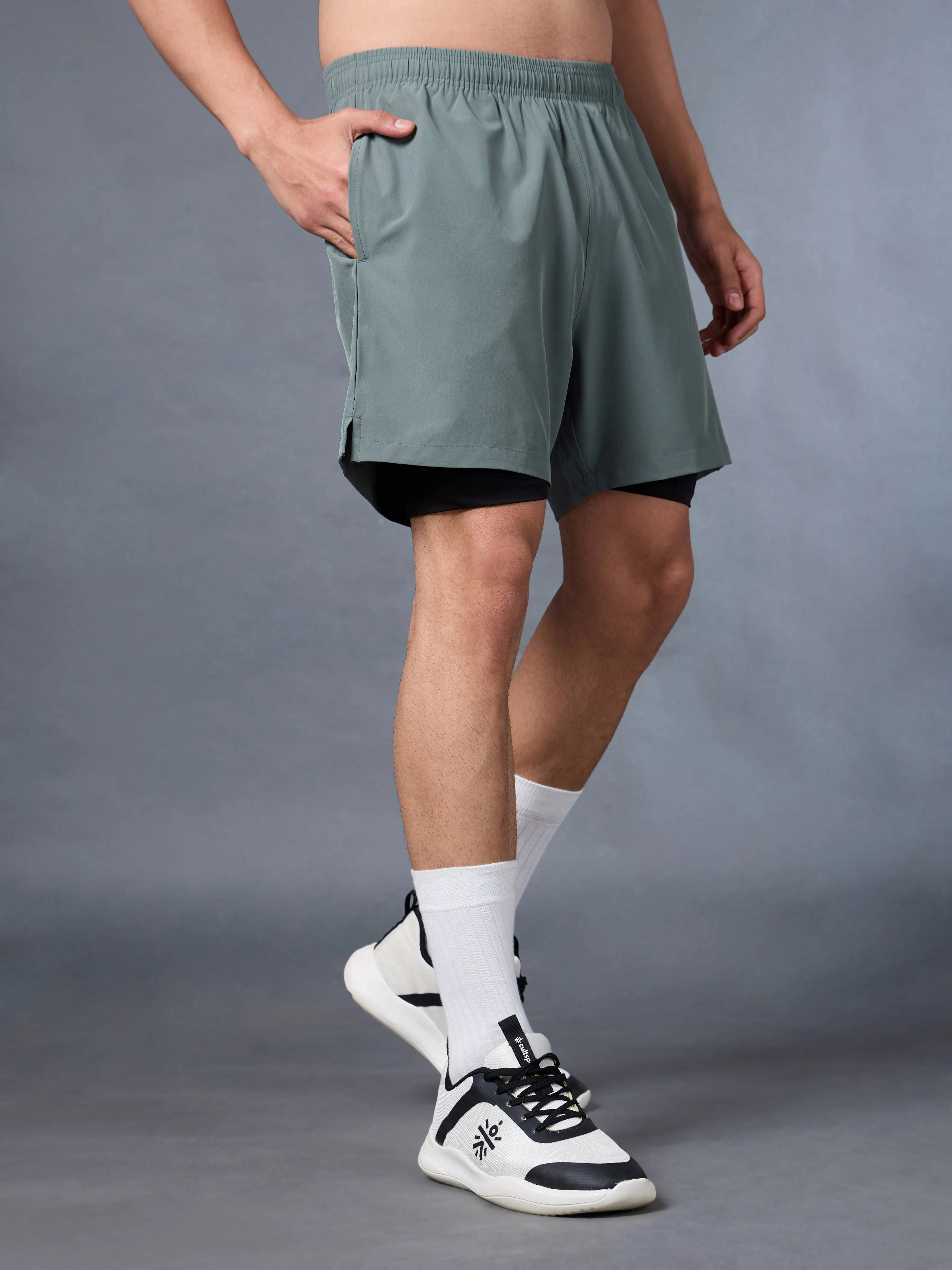 Men's Run Elevate Green Integrated Shorts