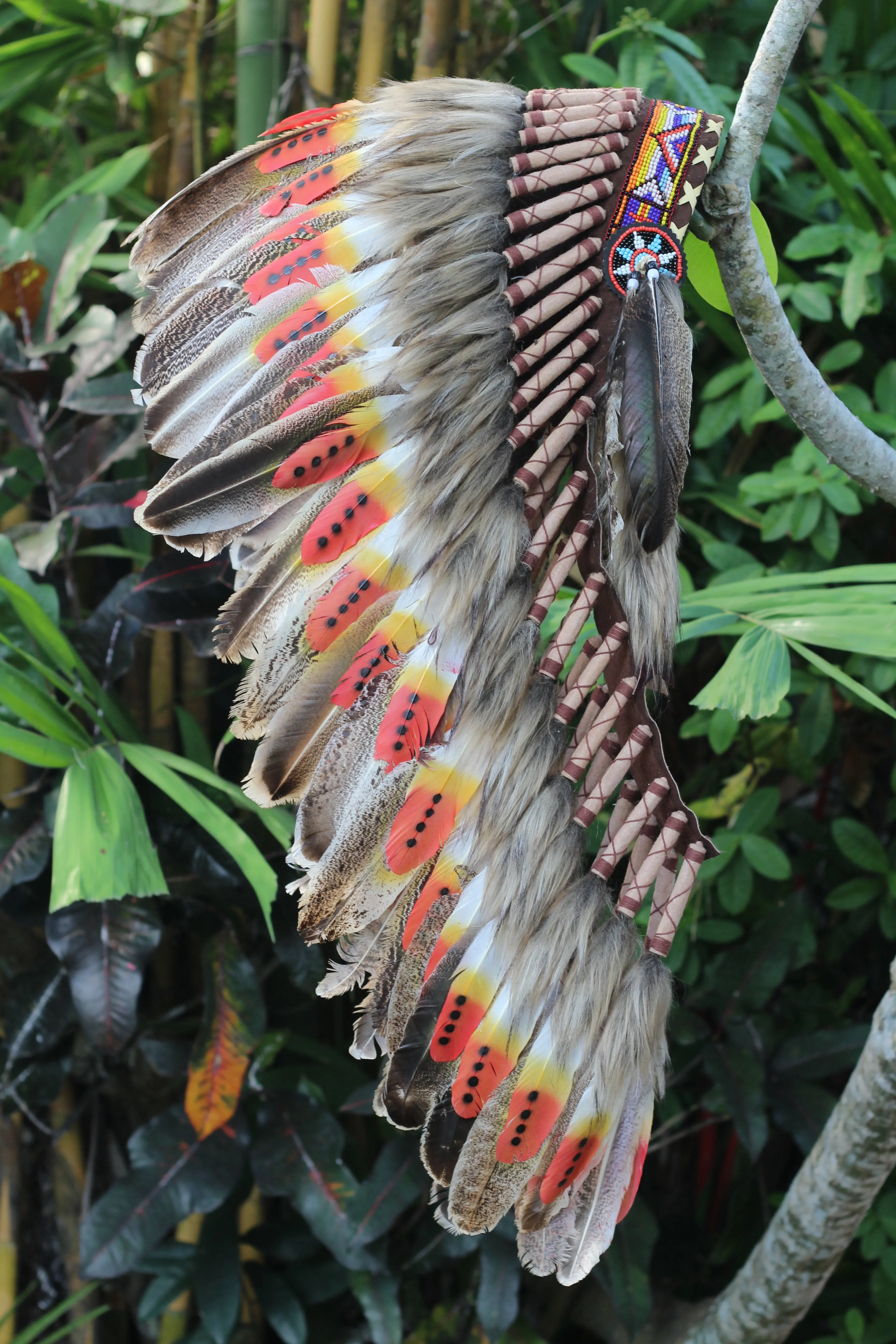 New Model Y35 - Medium Indian  Three colors  Feather Headdress   ( 36 inch long ).Native American Style