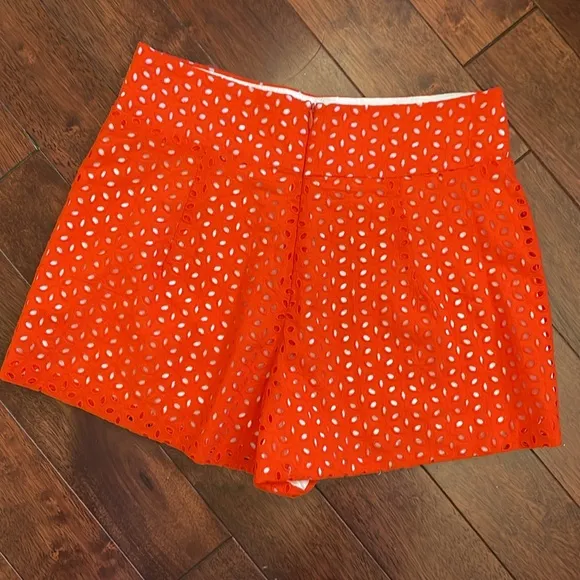 NWOT Never A Wallflower Amy Orange Eyelet 2 Pocket Shorts XS