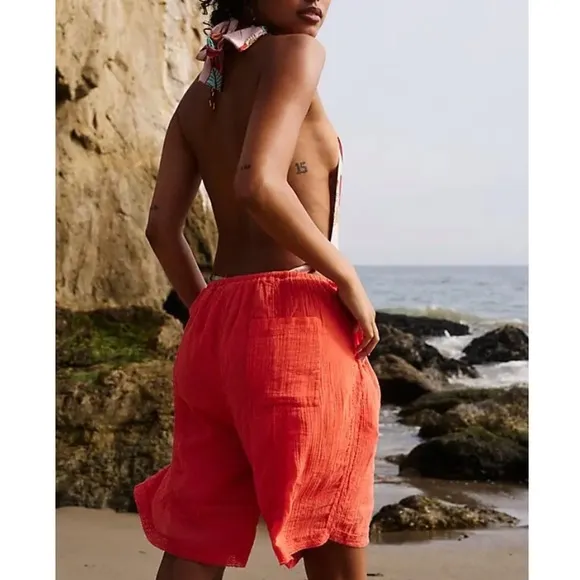 NWOT Seaside shorts by Free People in size Small