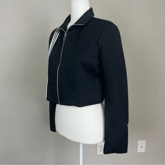 NWT ADIDAS TLRD ZIP UP LONG SLEEVE TRACK JACKET SIZE SMALL IN BLACK AND WHITE