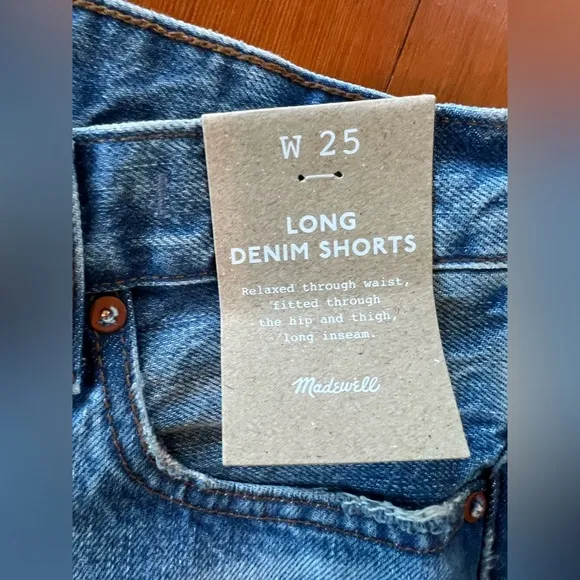 NWT Madewell Long Denim Shorts in Pedersen Wash - 25