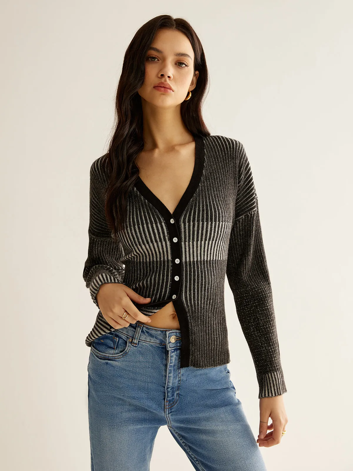 Ombre Button Slim Cardigan