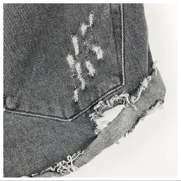 One by One Teaspoon Hawks Relaxed Fit High Rise Denim Shorts Size 26