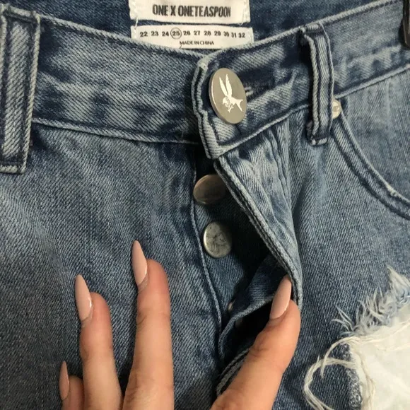 One Teaspoon Chargers Distressed Jean Boyfriend Shorts Blue Denim Size 25