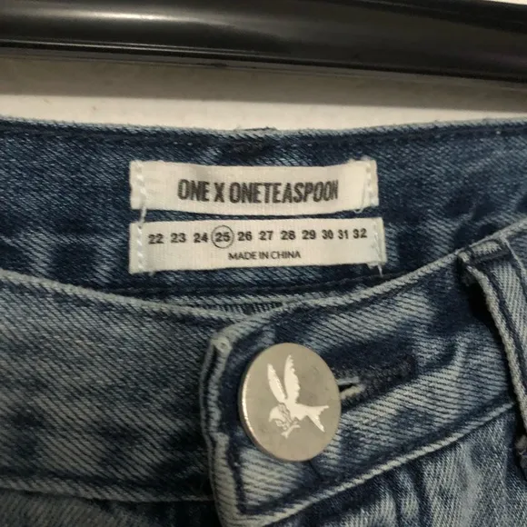 One Teaspoon Chargers Distressed Jean Boyfriend Shorts Blue Denim Size 25