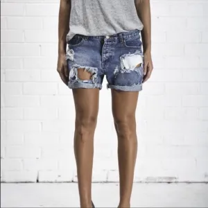 One Teaspoon Chargers Distressed Jean Boyfriend Shorts Blue Denim Size 25