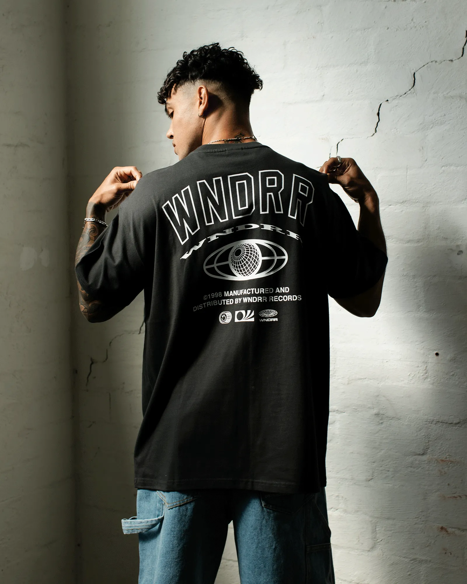 OUTLET BOX FIT TEE - FADED BLACK