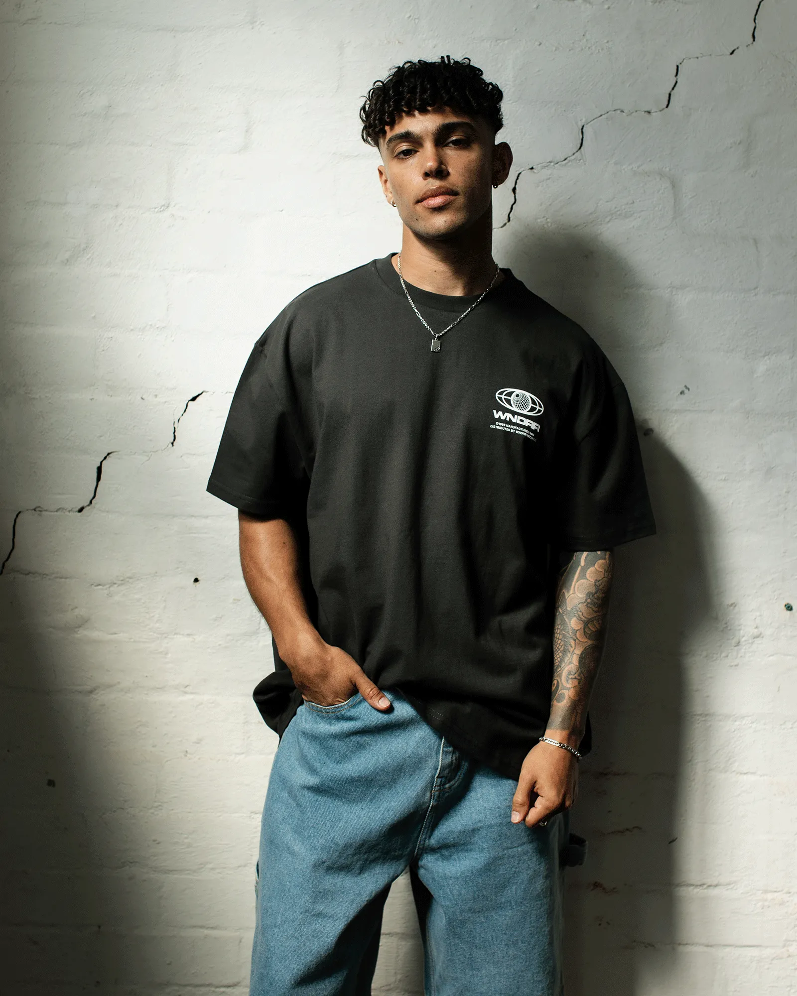 OUTLET BOX FIT TEE - FADED BLACK