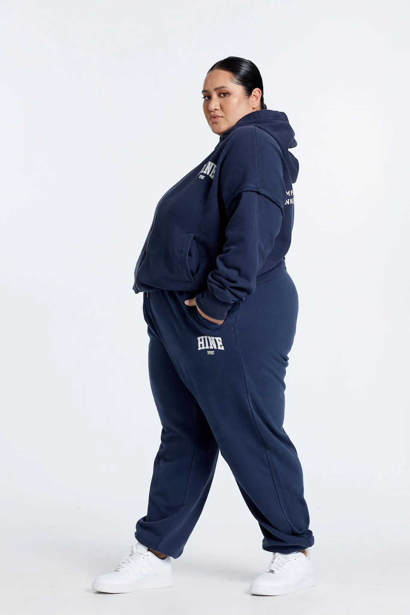 OVERSIZED WASHED TRACKPANTS NAVY