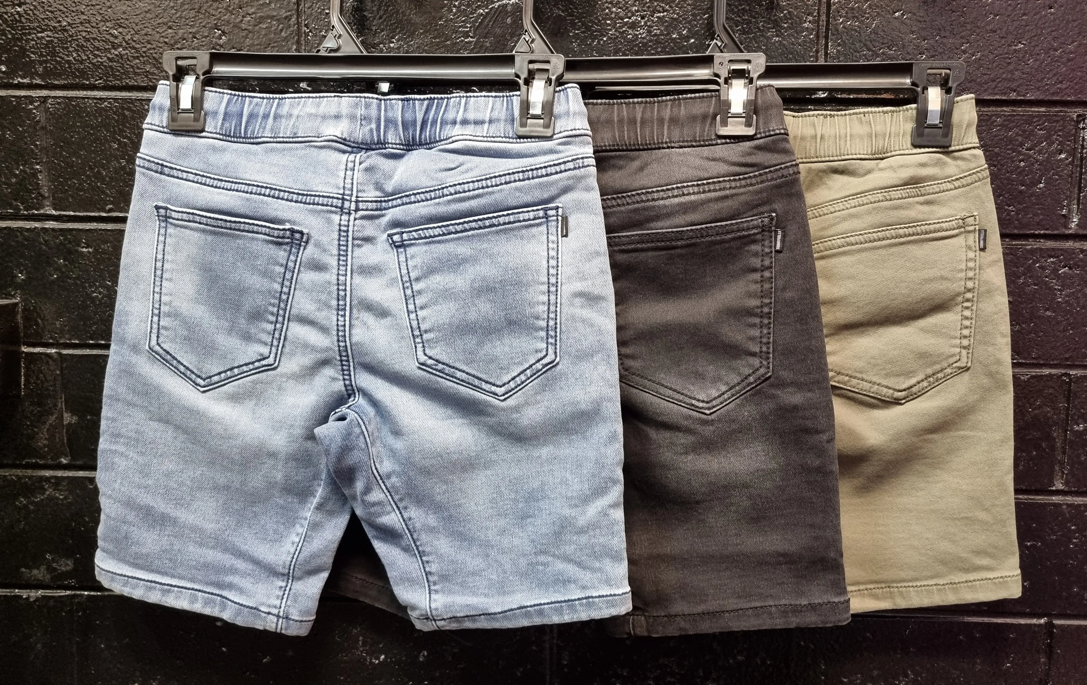 Raffs Hybrid short by Sunnyville