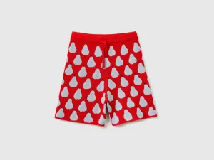 RED BERMUDAS WITH PEAR PATTERN