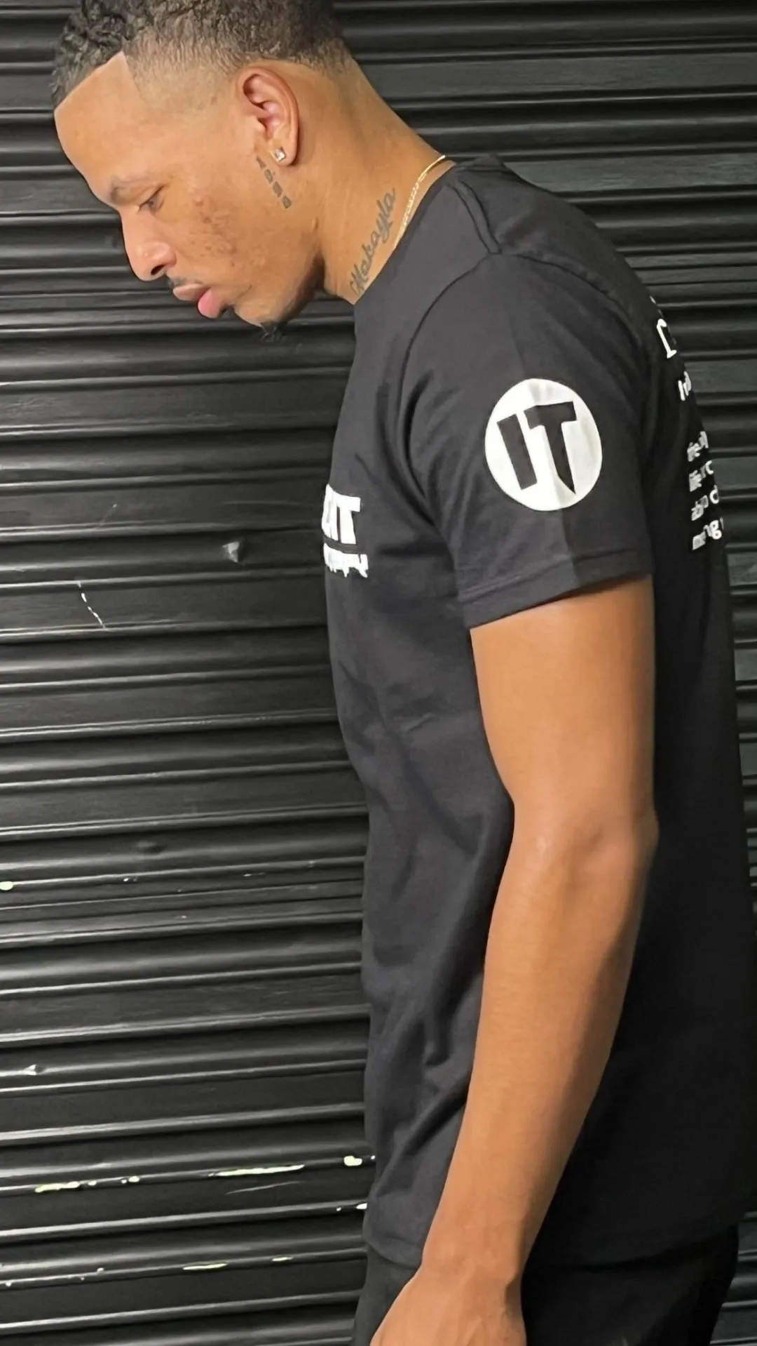 RESILIENT TEES TSHIRT