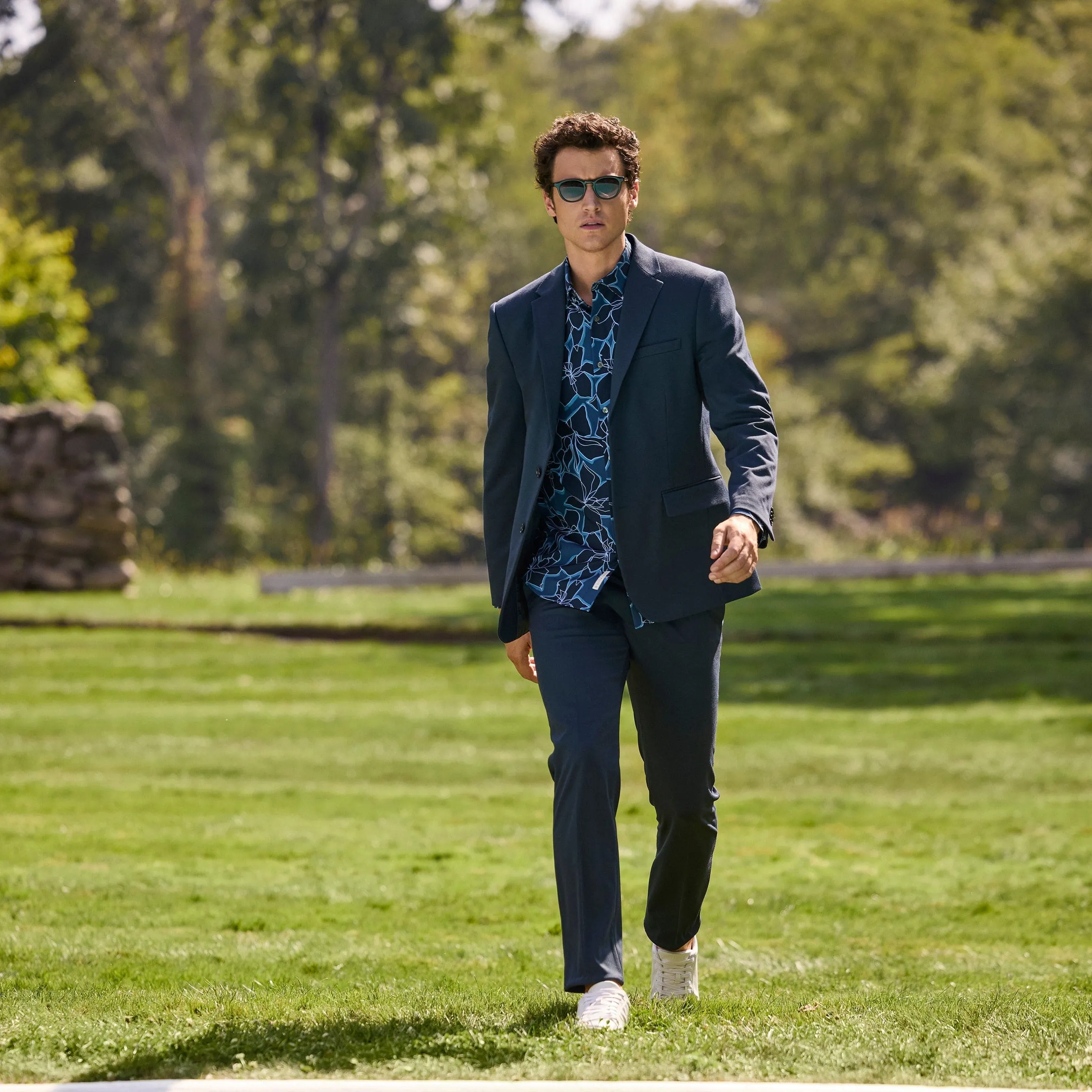 Slim Fit Navy Louis Suit
