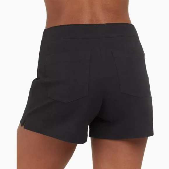 Spanx Classic Black On-the-Go Polished 6&quot; Stretch Shorts