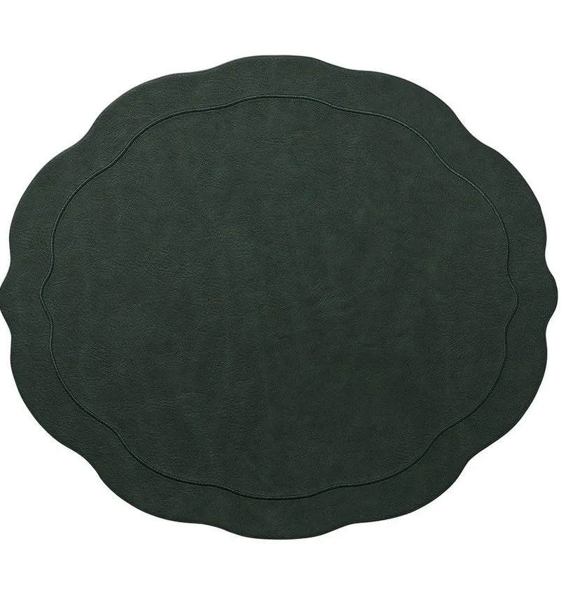 Tailored Placemat in Hunter Green