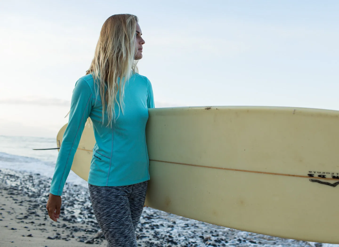 The Kanaha Hydrophobic Shirt for Women - Electric Yellow (Rich Navy)