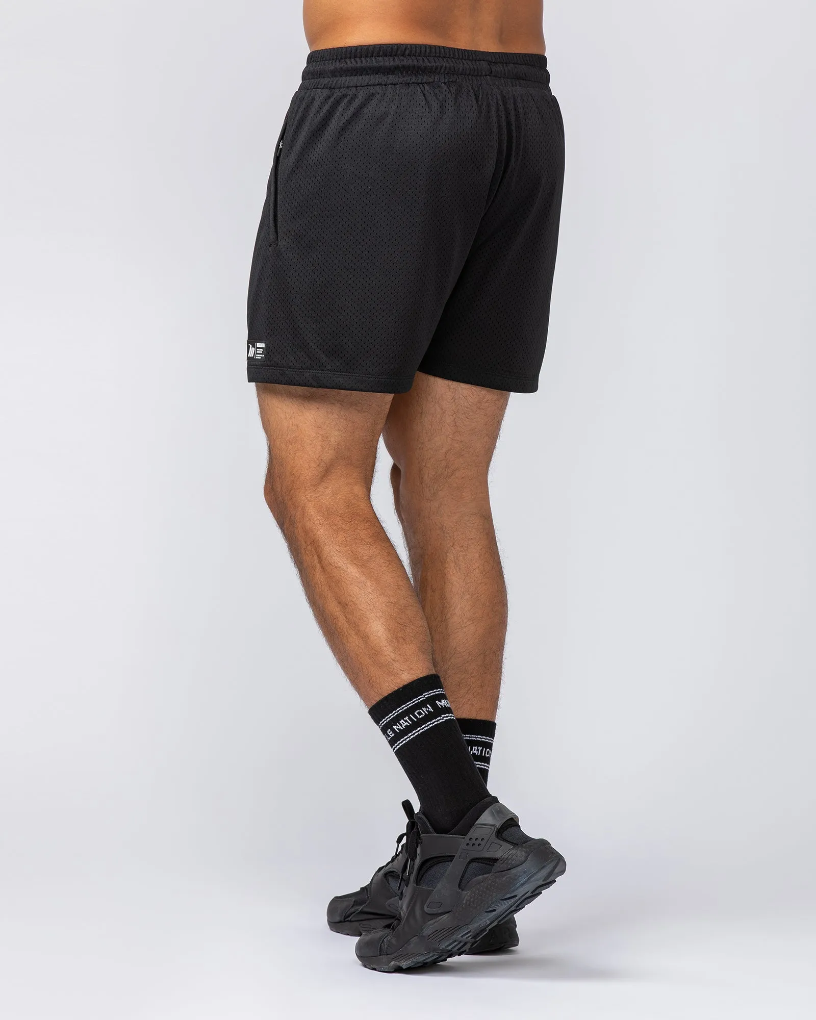 Throwback Lay Up 3.5" Shorts - Black