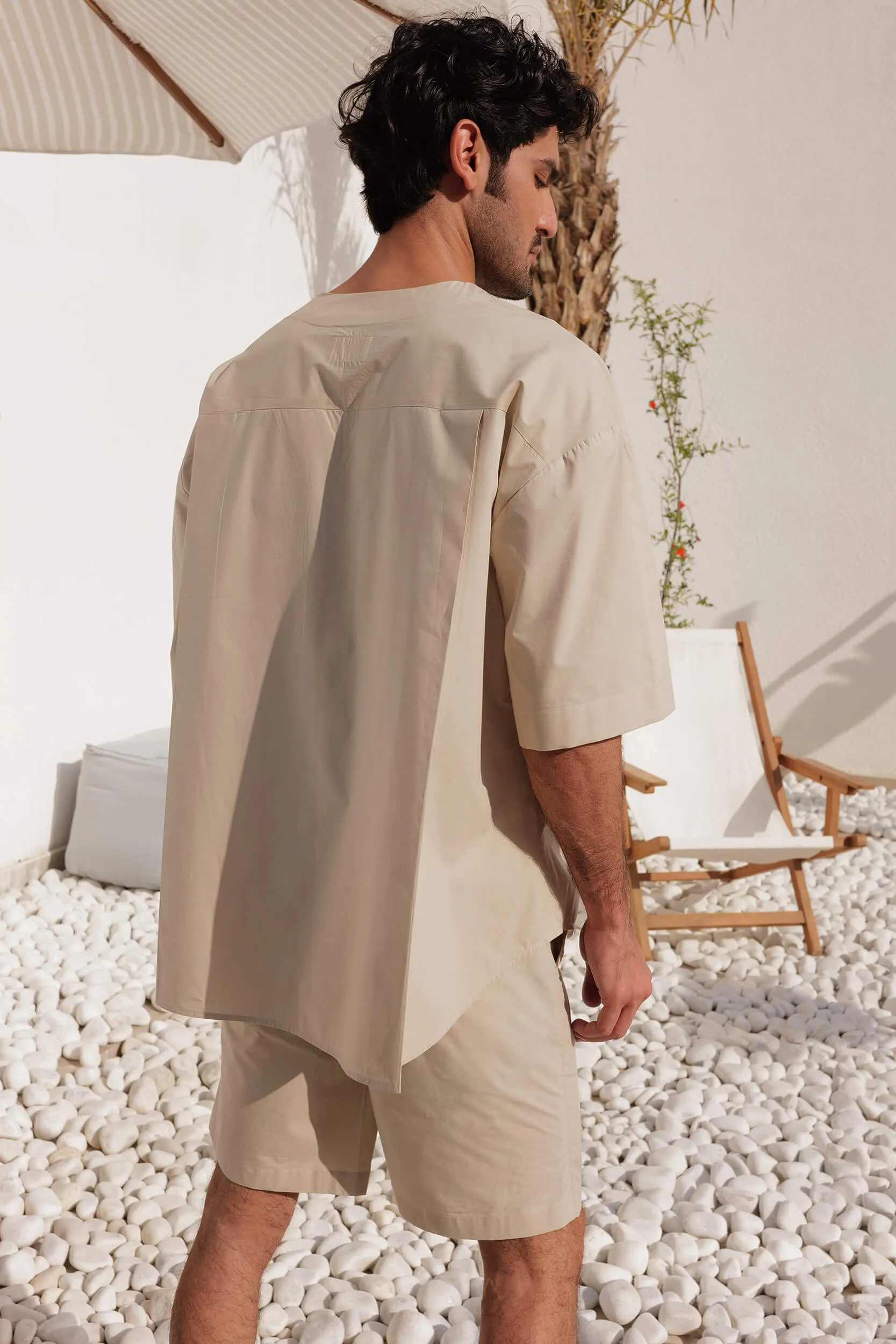 Tokyo Shirt - Man & Lyon Shorts - Man (Natural)