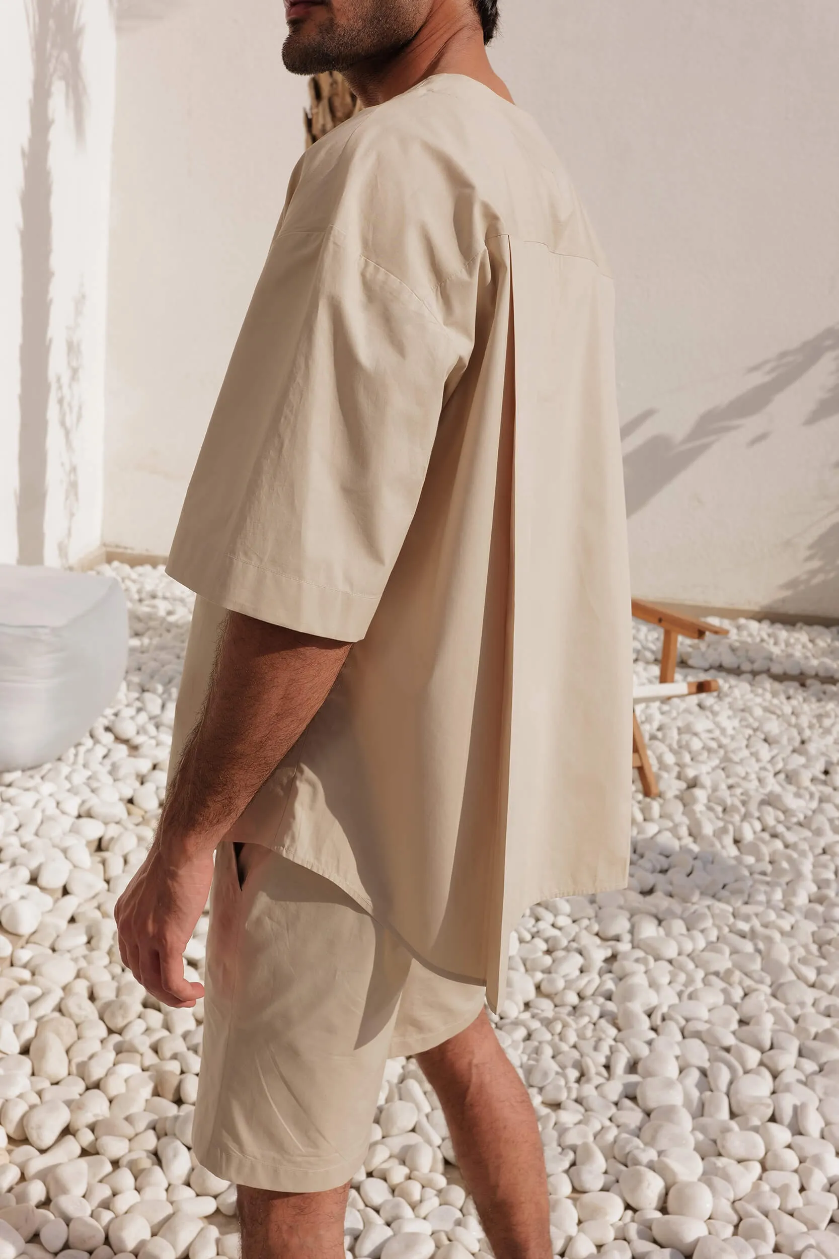 Tokyo Shirt - Man & Lyon Shorts - Man (Natural)