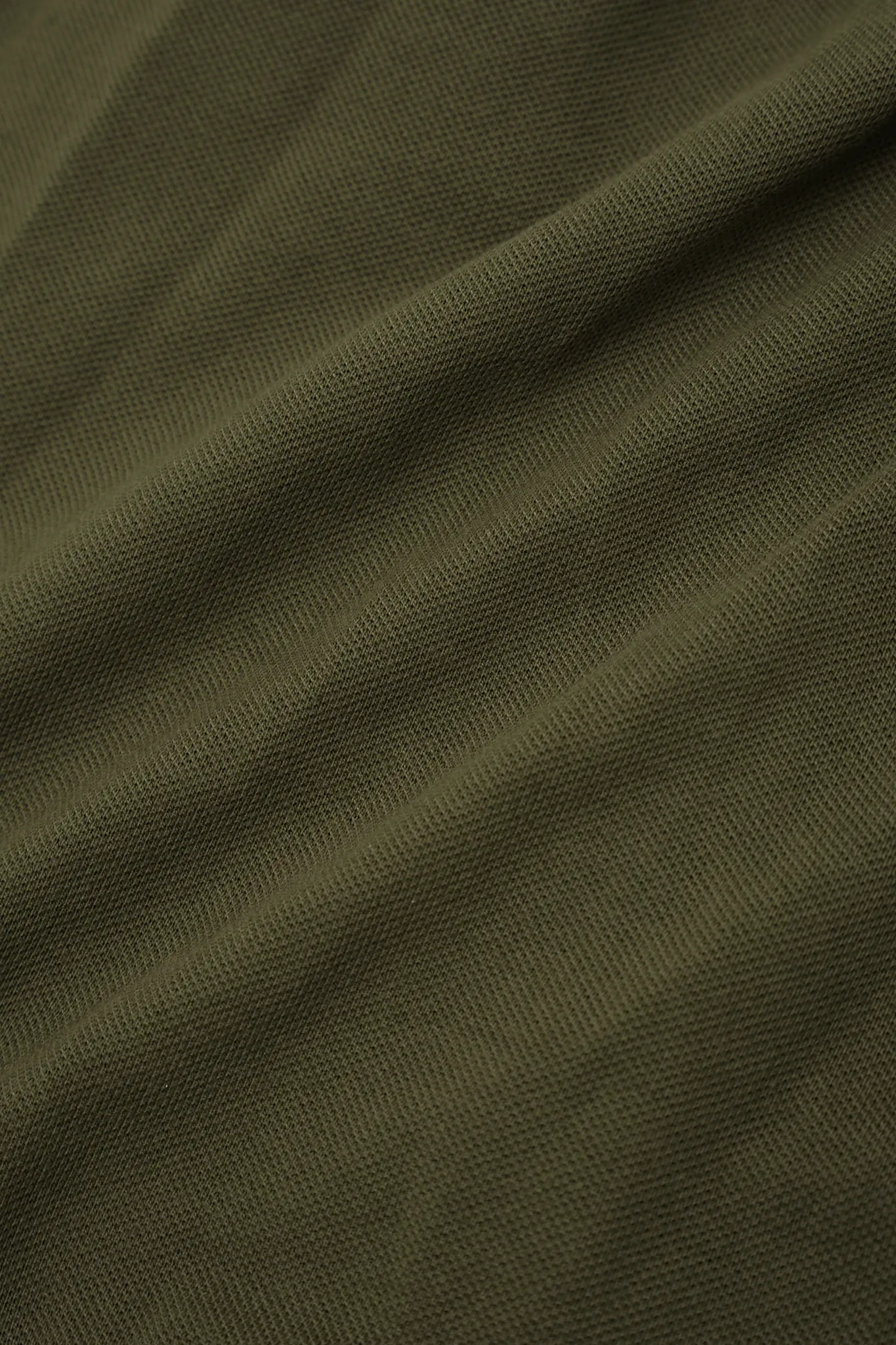 TRAINING SHORTS IN OLIVE