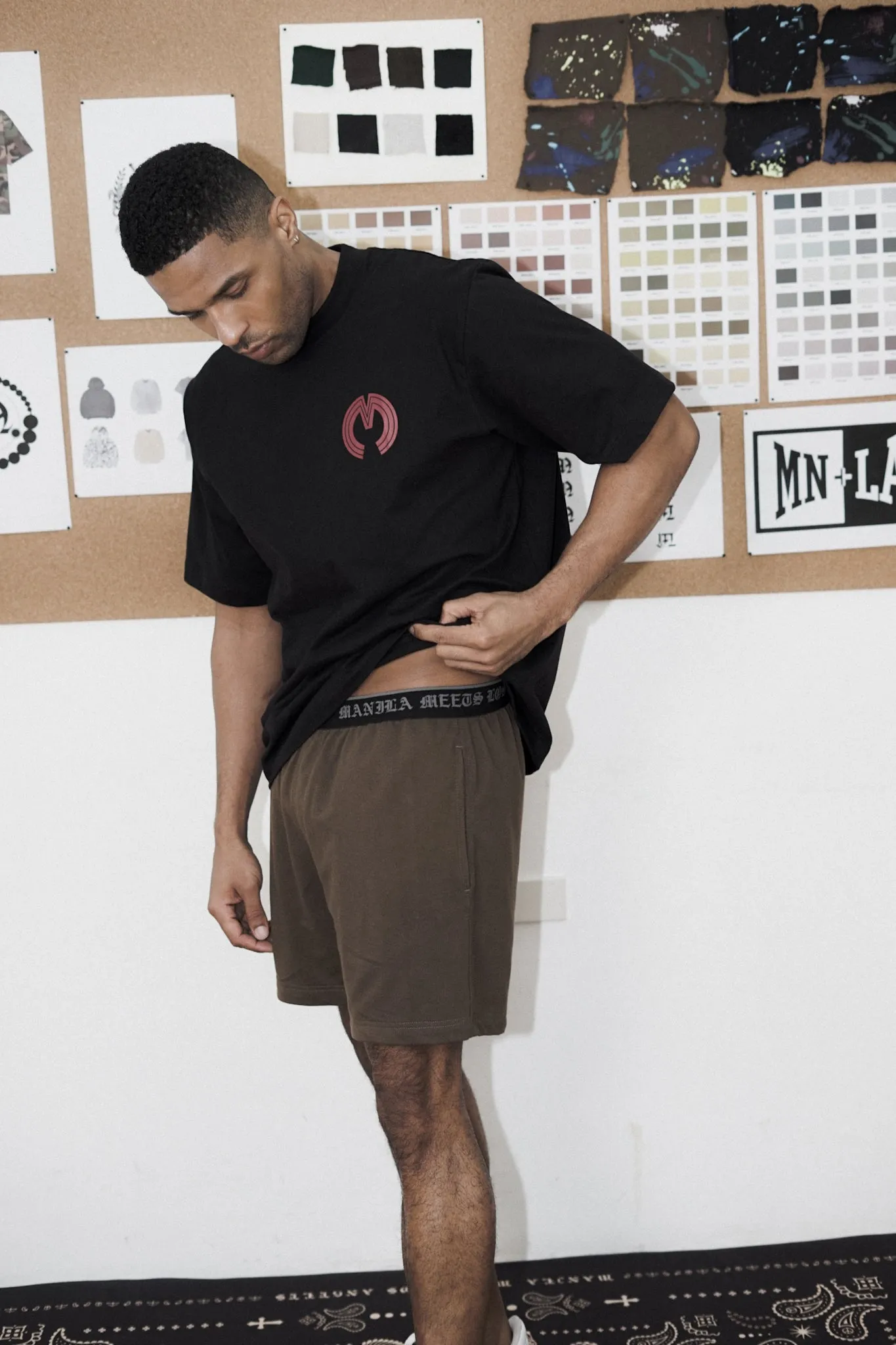 TRAINING SHORTS IN OLIVE