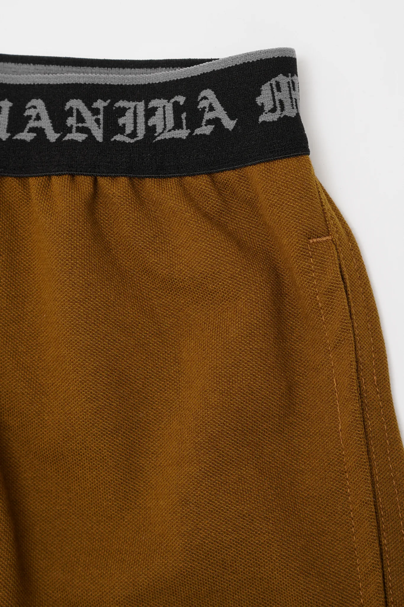 TRAINING SHORTS IN RUST
