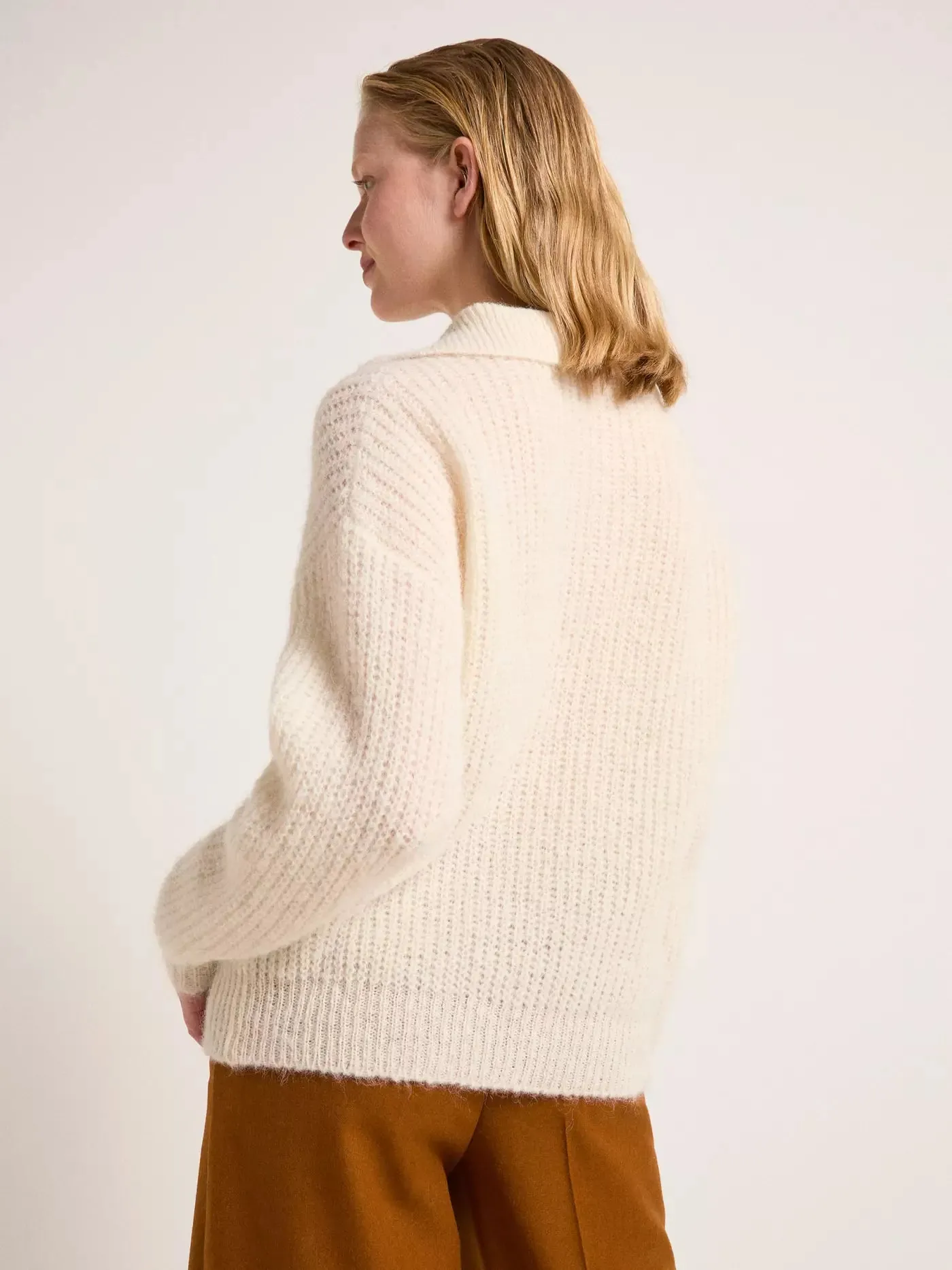 Troyer pullover in off white